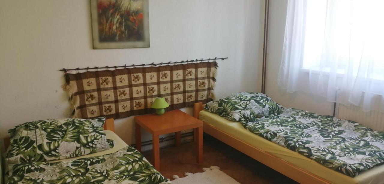 Keramicky A Vytvarny Atelier Konesin Exteriör bild